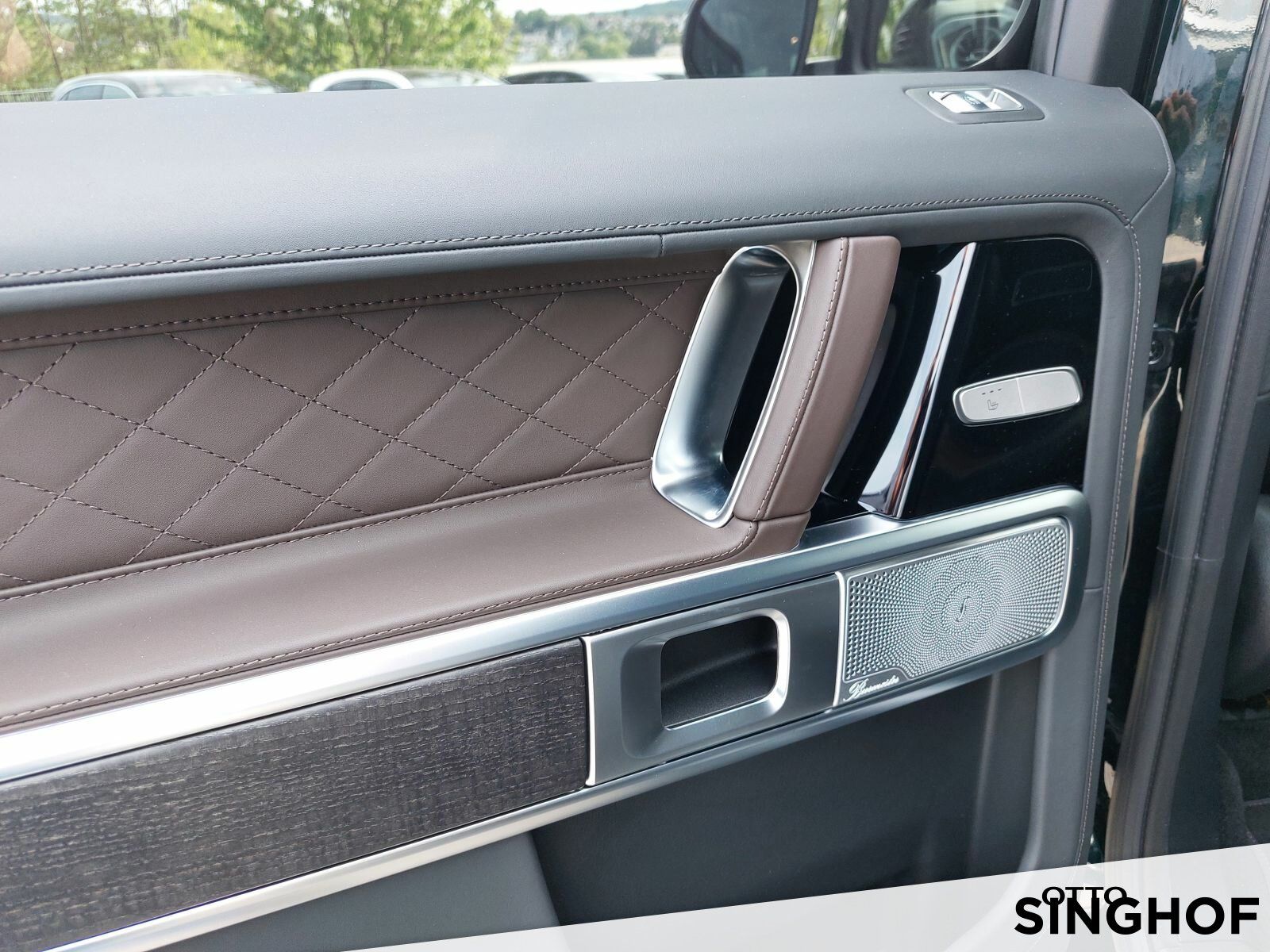 Fahrzeugabbildung Mercedes-Benz G 450 d AMG +Superior+AHK+Night+dyn.LED+360°+