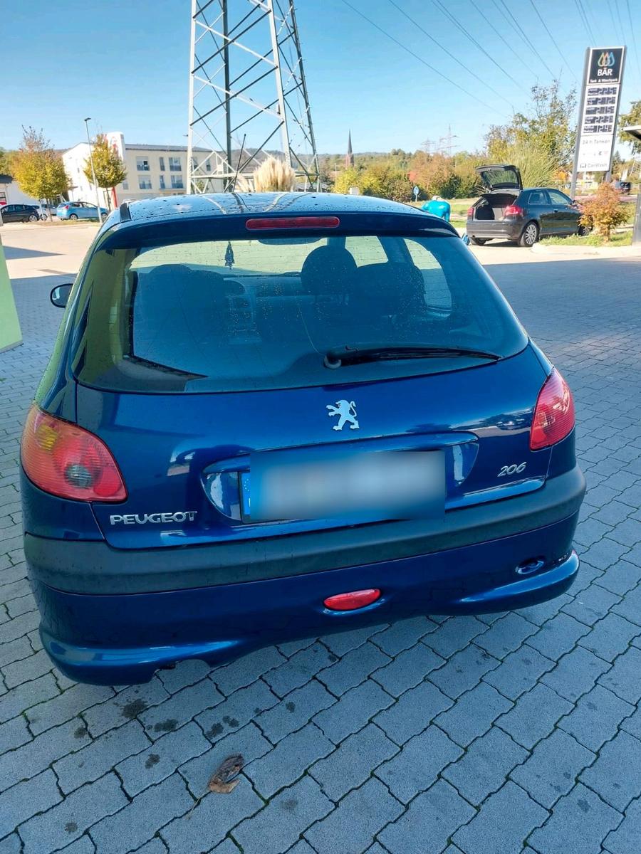Peugeot  2005 — двигун 73 HP (54kW)