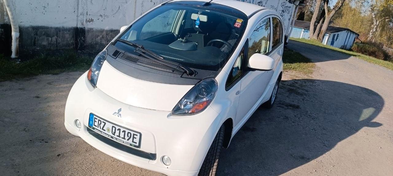 Mitsubishi I-MIEV ,67000 km , neu TÜV bis 04.202