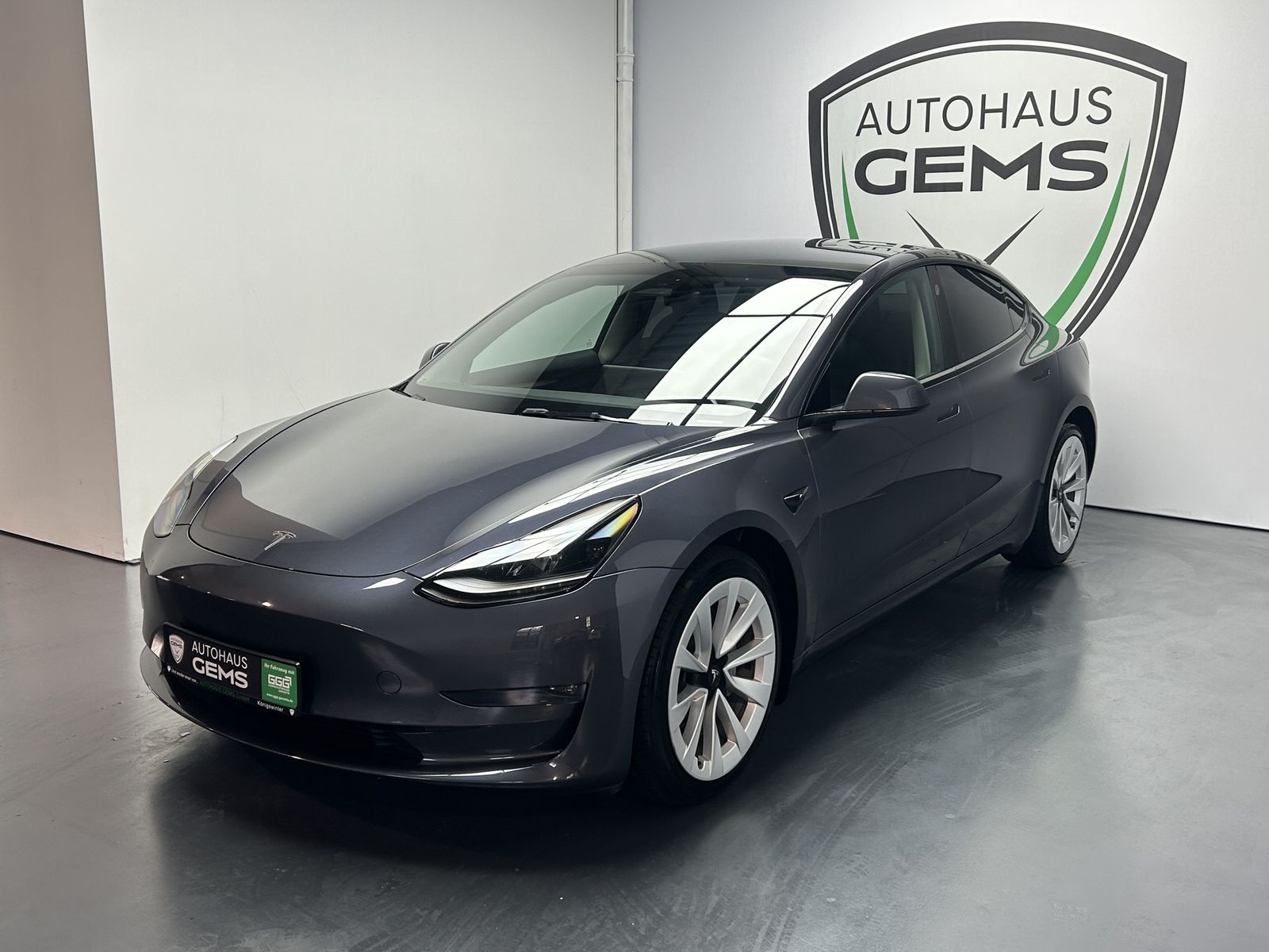 Tesla Model 3 Long Range Dual AWD Pano Navi LED  imagem 3