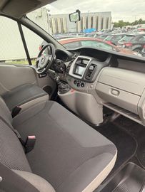 Opel Vivaro - 6