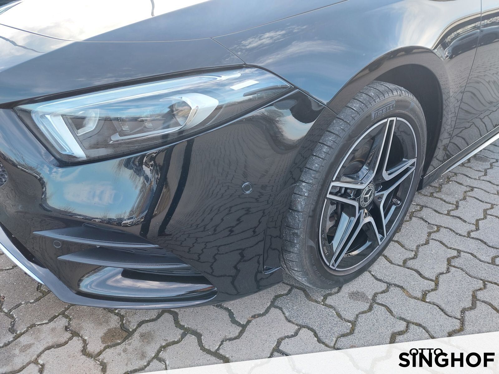 Fahrzeugabbildung Mercedes-Benz A 250e AMG +AHK+ dyn.LED+ PDC+ MBUX+ Ambiente+