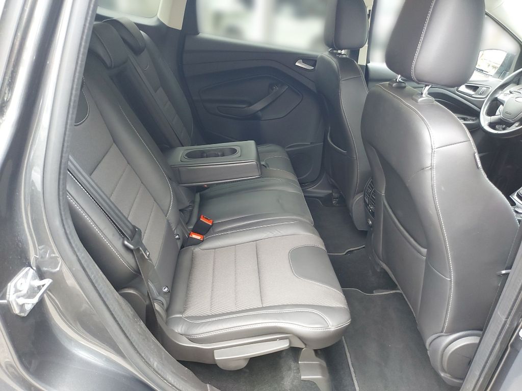 Fahrzeugabbildung Ford KUGA 1.5 4x4 Titanium Xenon el. Heckklappe Navi
