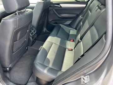 BMW X3 - 11