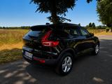 Volvo XC40 T2 Momentum Core | 1. Hand | HU neu | - Volvo XC40 von privat