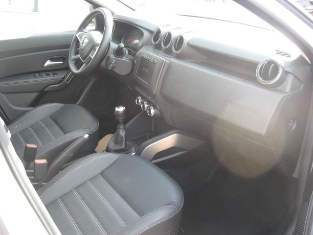 Fahrzeugabbildung Dacia Duster Prestige TCe 130 4WD Navi Kamera