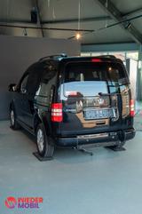 Volkswagen 1,2 TSI Comfortline Rollstuhl-Flexrampe - Volkswagen Caddy: Schwarz
