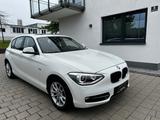 BMW 116 i Lim Sport Line Navi Pro Xenon SSD SHZ ALU - BMW 116: Schiebedach