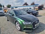 Audi A3 Sportback 35 TFSI S-Line FlipFlop ACC MFL Nav - : Violett, Limousine