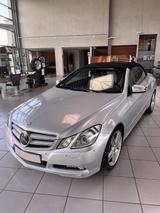 Mercedes-Benz E 500 Cabriolet, Vollausstattung, orig. 27.000km - gebrauchte Mercedes-Benz E 500 aus dem Jahr 2010