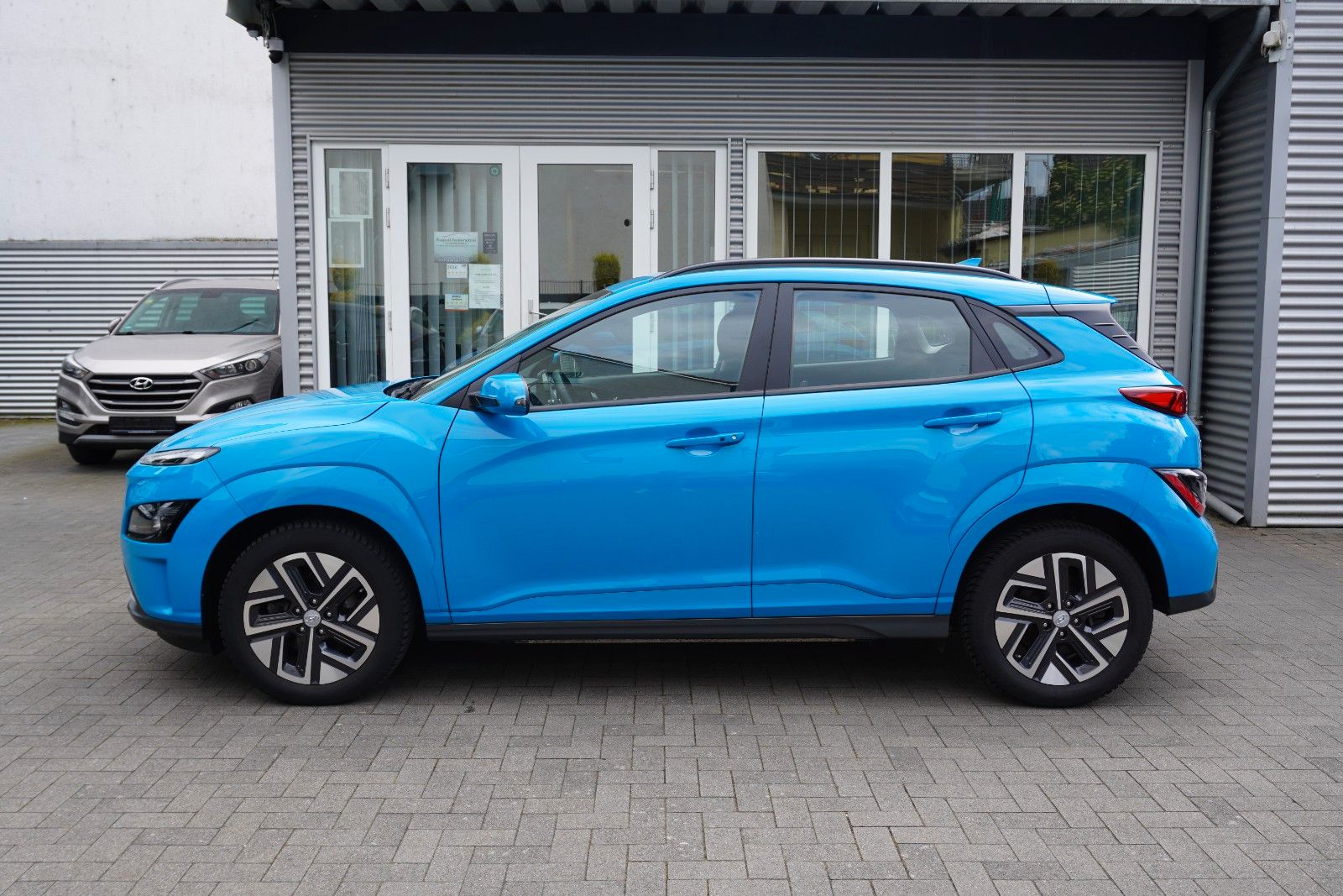 Hyundai KONA Select 3Phasen ACC Lenk+SHz Kamera Keyless imagem 3