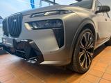 BMW X7 M60 i *Open Sky*6 Sitze/BMW Garantie/1.Hand - gebrauchte BMW X7 aus dem Jahr 2023