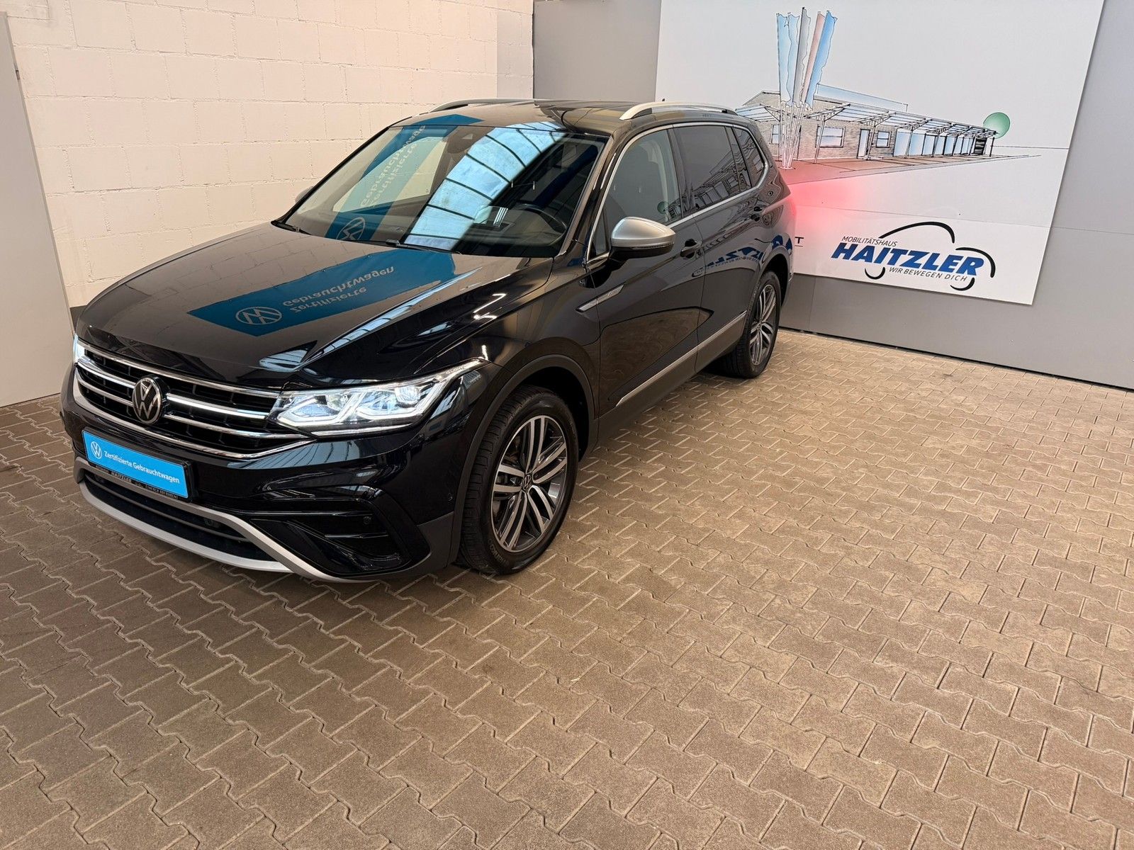Fahrzeugabbildung Volkswagen Tiguan Alls. 2,0 TDI Eleg. 4Motion + AHK +Kamera