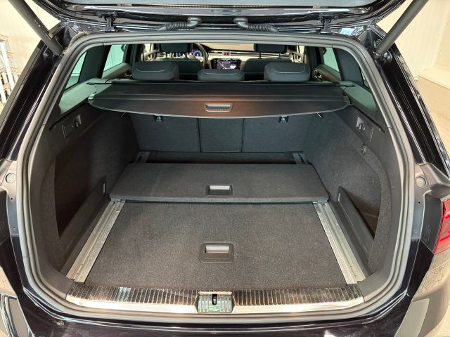 Passat Variant Business 2.0 TDI DSG PANO