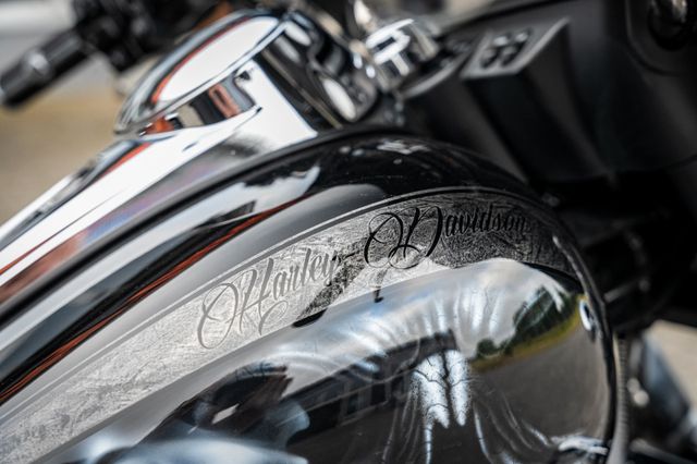 Fahrzeugabbildung Harley-Davidson STREET GLIDE FLHX 103 - KESSTECH -