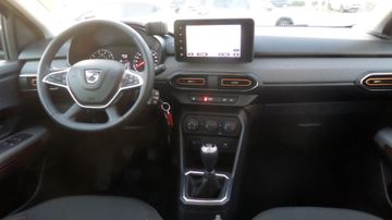 Dacia Sandero Stepway Comfort TCe 90 PS mit Navi Audio