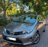 Toyota Auris Hybrid Edition 1,8-l-VVT-i Edition - gebrauchte Toyota Auris aus dem Jahr 2014