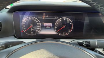 Mercedes E 200 - 9
