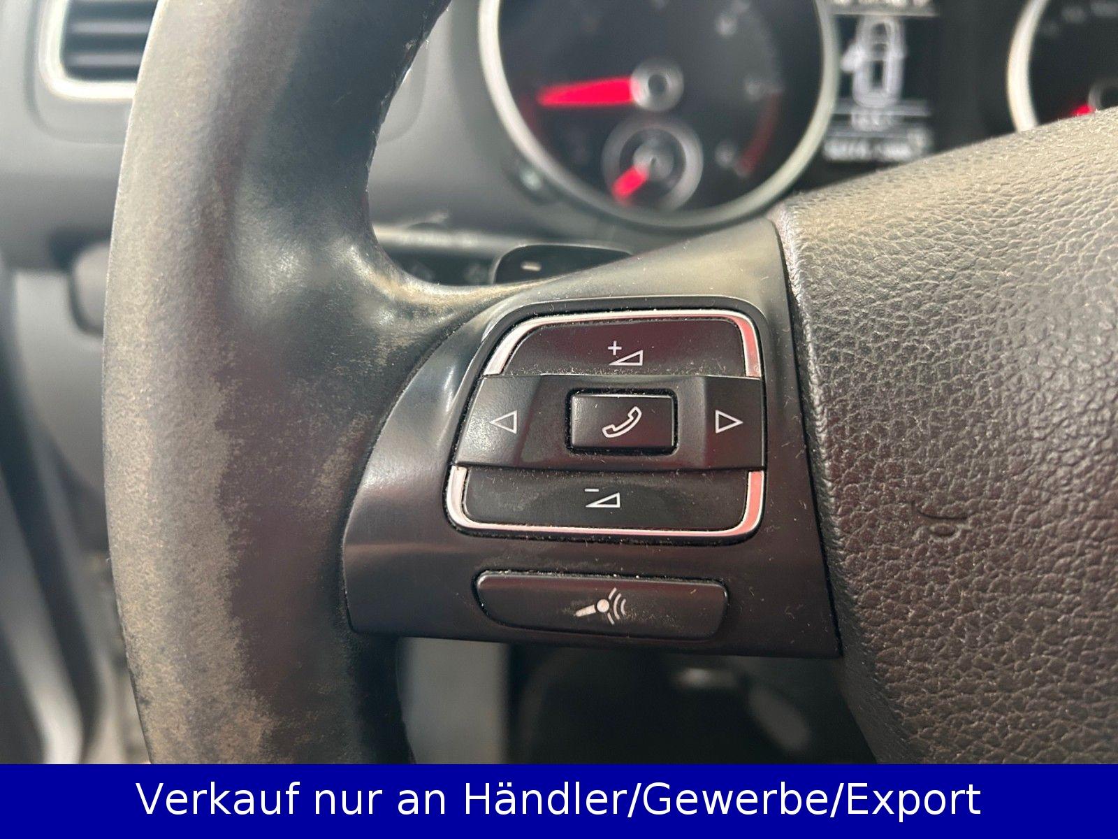 Volkswagen Golf 2011 — photo 19