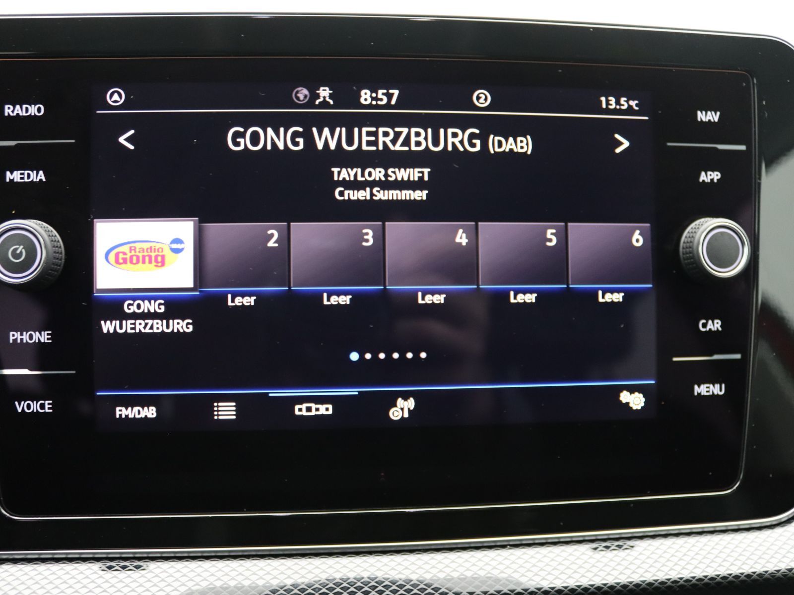 Volkswagen T-Cross - Bild 13