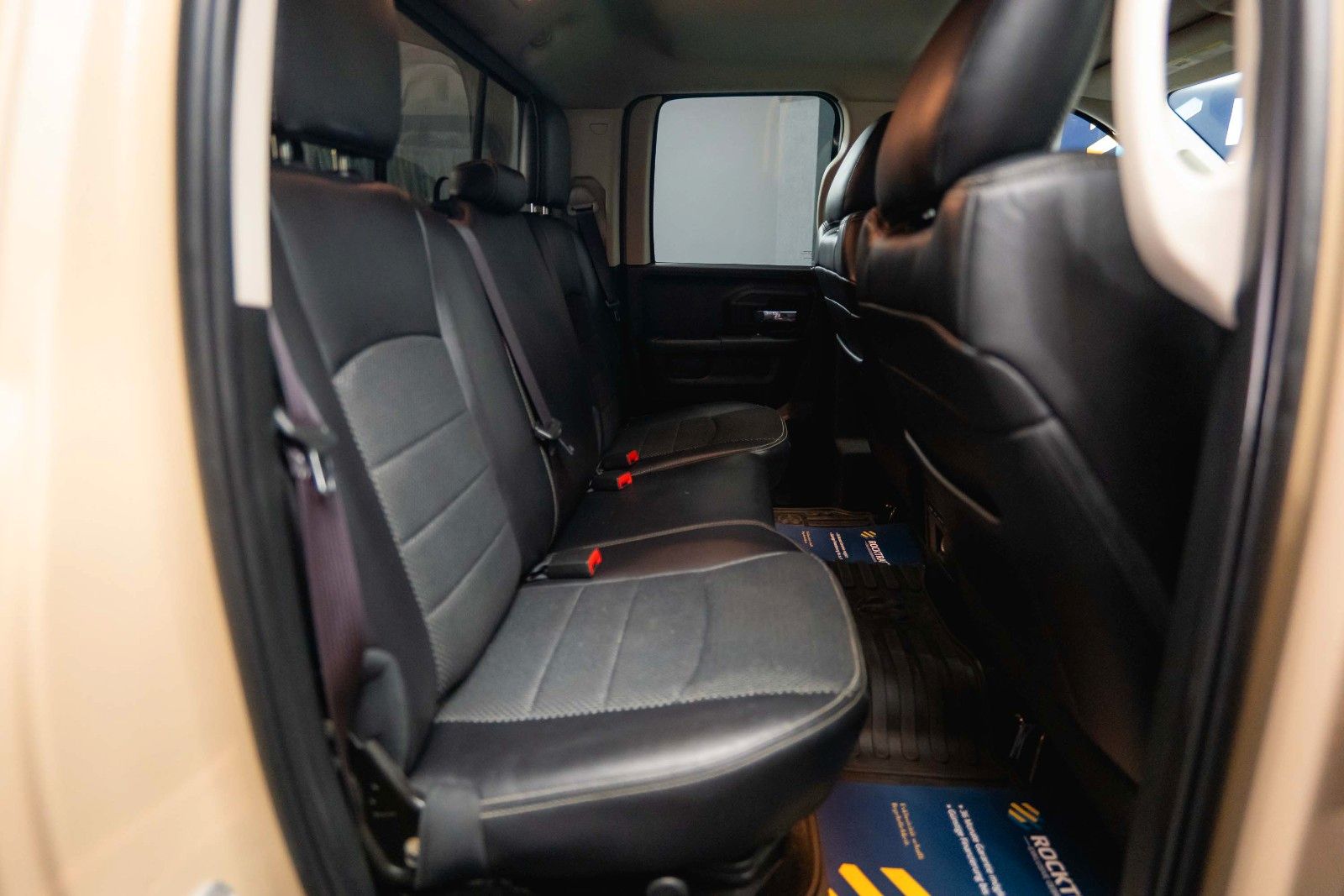 Fahrzeugabbildung Dodge RAM 5.7 V8 HEMI 4x4 RAPTOR LONGBED HARDTOP LED