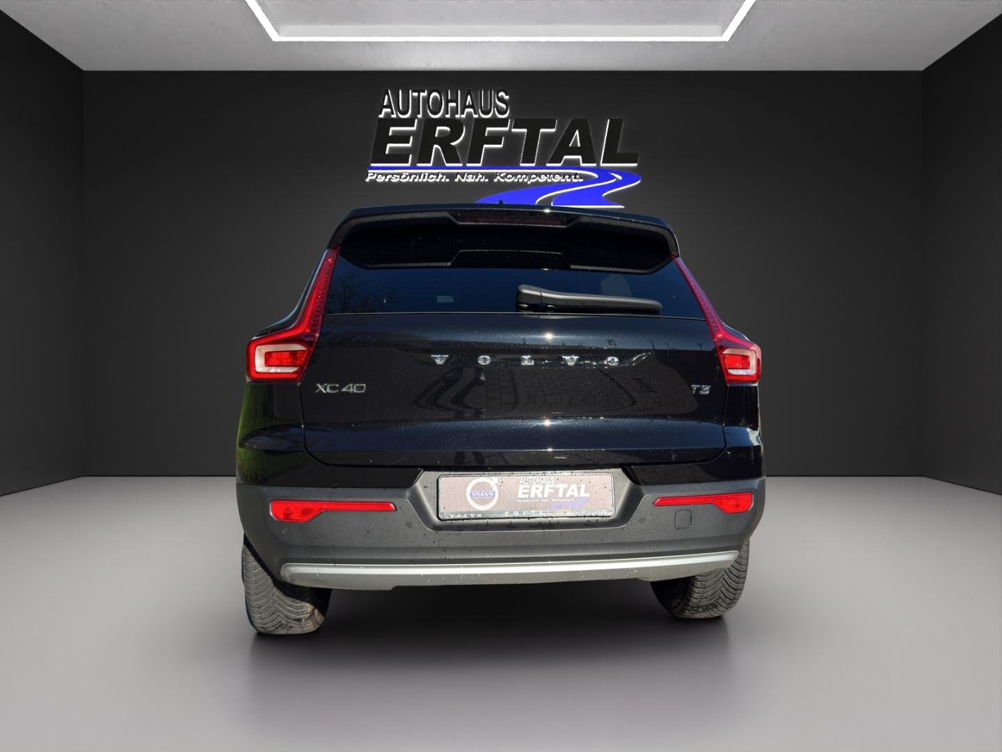 Volvo XC40 T3 Momentum Pro 2WD Navi Digitales Cockpit 
