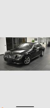 Mercedes-Benz E 220 d Autom. - - Mercedes-Benz E 220: Beige