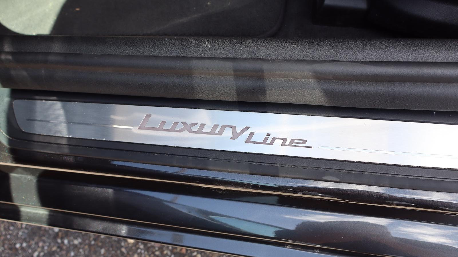 BMW 530 5 Limousine 530 i xDrive Luxury Line