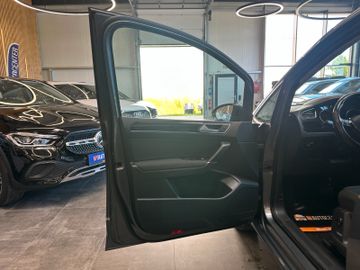 MYAUTOCENTER – Gebraucht- und Jahreswagen mit Werkstattservice in Pfaffenhofen Volkswagen Touran *7.SITZER*STANDHZ*MASSAGE*AHK*KEYLESS*