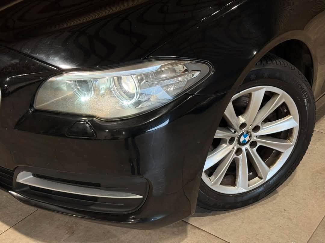 BMW 520 2014 — rear view