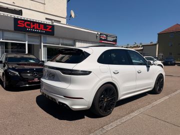 Porsche Cayenne - 3