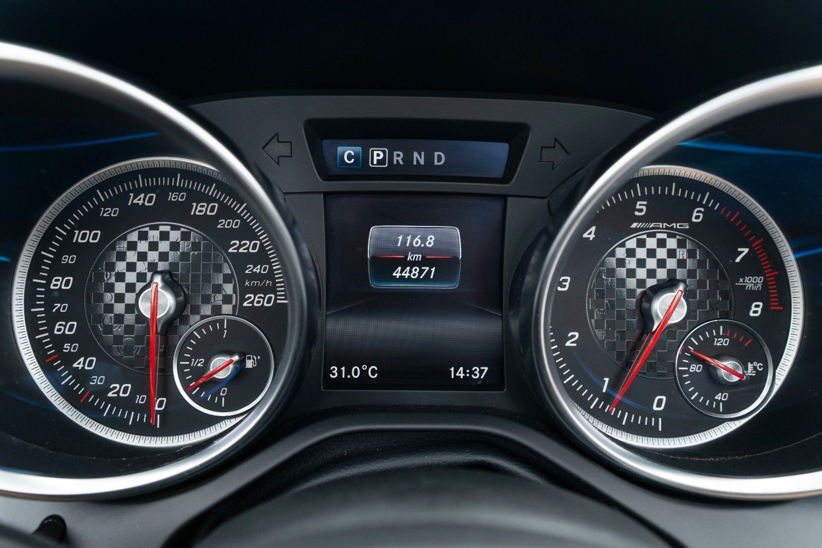 Fahrzeugabbildung Mercedes-Benz SLC 300 AMG Roadster H&K TOTW LED KAM NAV