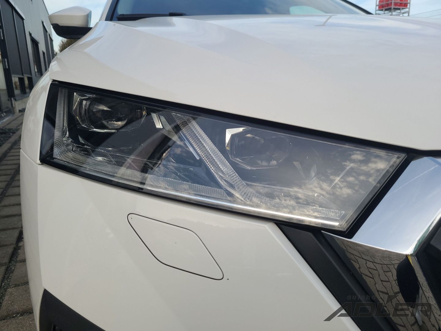 Skoda Octavia Combi 2,0 TDI DSG Style Headup Navi el H foto 23