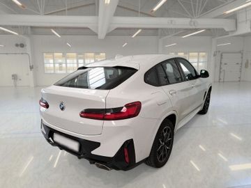 BMW X4 - 4
