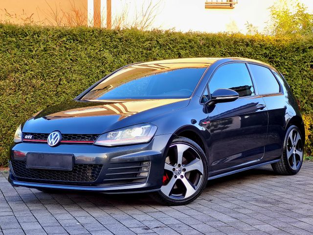 Volkswagen Golf VII GTI BMT (3-türer, Schalter, 220 PS)