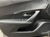 Peugeot 2008 Allure 1.2 PT 130 EAT8 Automatik+NAVI+CAM - Peugeot 2008 Jahreswagen