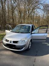 Renault Scenic Avantage 1.9 dCi FAP 96kW Avantage - Renault Scenic Avantage mit Diesel-Antrieb