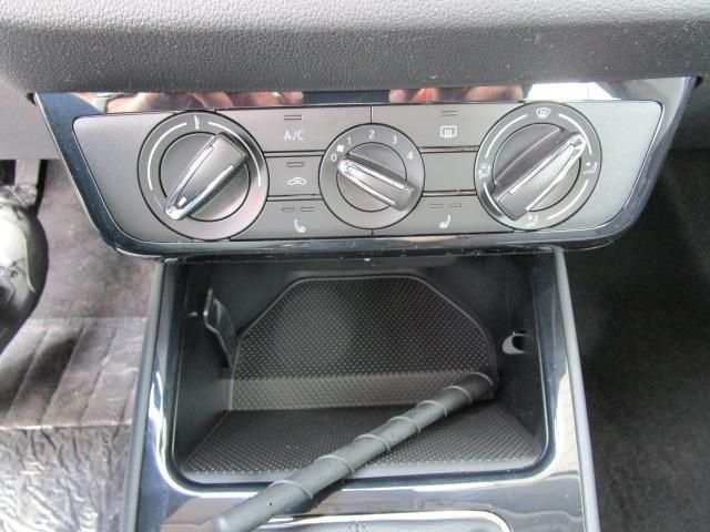 Fahrzeugbild 13