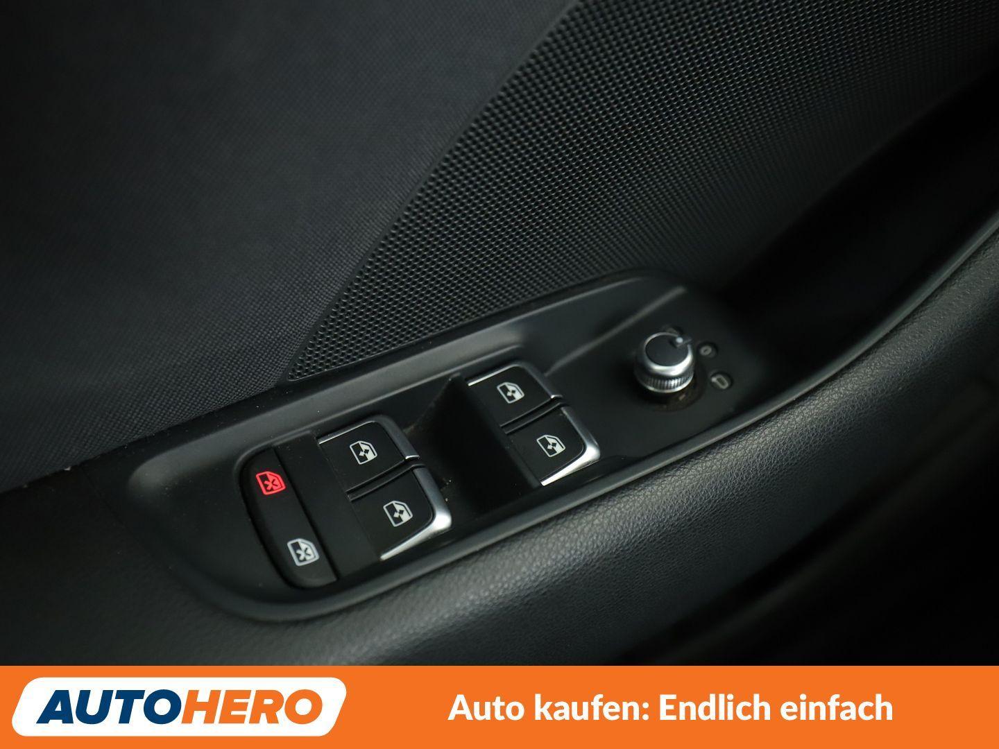 Audi A3 Sportback 35 TFSI Sport Aut. *NAVI*BI-XENON*