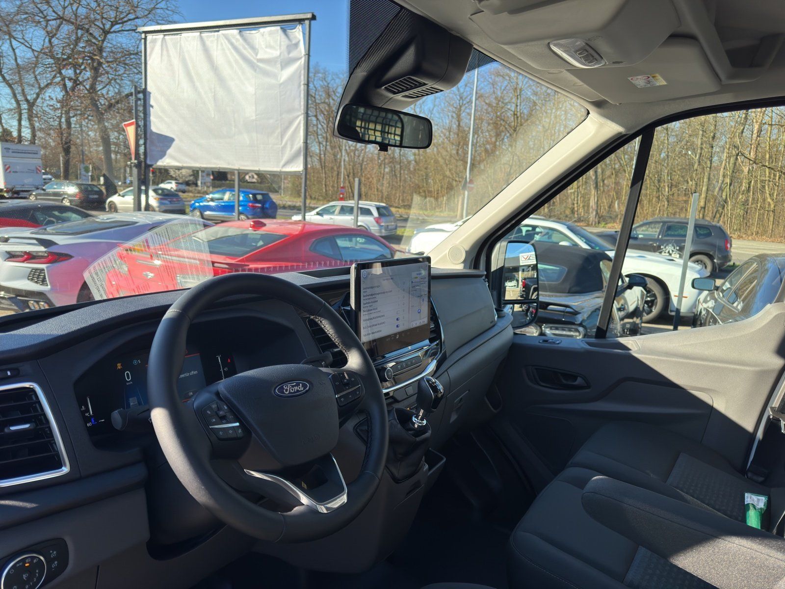 Fahrzeugabbildung Ford Transit Doka Pritsche 350 L3