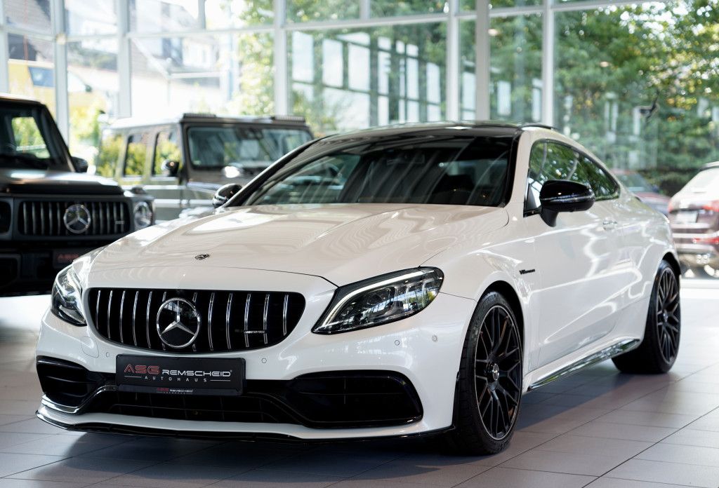 Mercedes Benz C 63 Amg