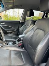 Hyundai SANTA FE 2.0 CRDi Style 2WD Style - Hyundai SANTA FE: Style