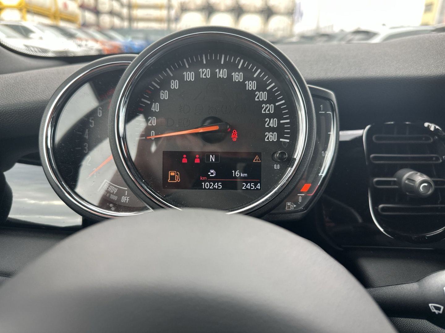 Fahrzeugabbildung MINI One Cabrio Cooper Classic Trim El. Verdeck LED M