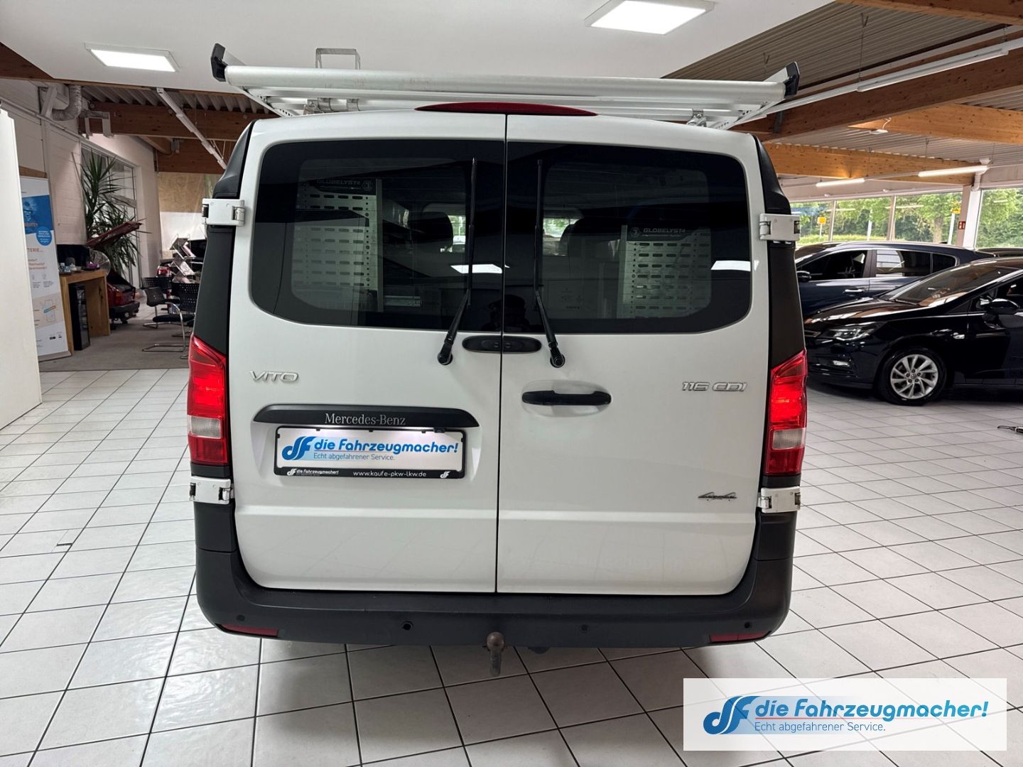 Fahrzeugabbildung Mercedes-Benz Vito Mixto 116CDI 4x4 extralang SORTIMO AHK Navi