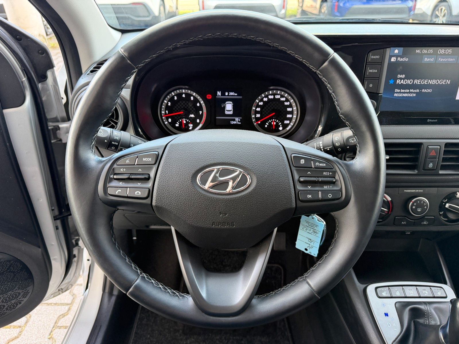 Fahrzeugabbildung Hyundai i10 Trend 84PS Automatik/PDC/SHZ!