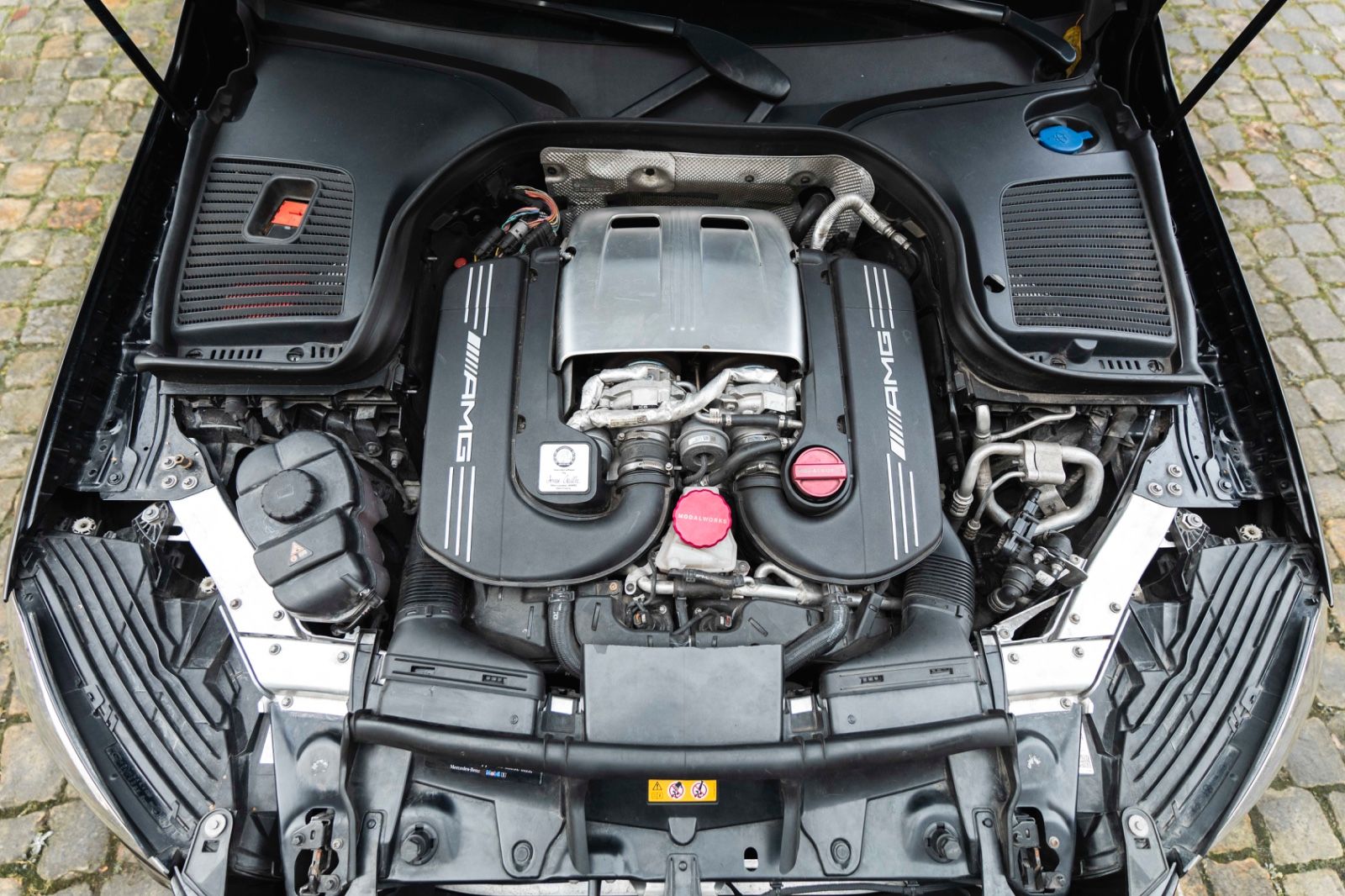 Fahrzeugabbildung Mercedes-Benz GLC 63 AMG 4MATIC BURMESTER ACC 360° NIGHT KAM