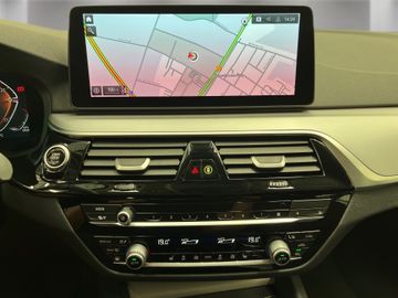 BMW 520 - 9