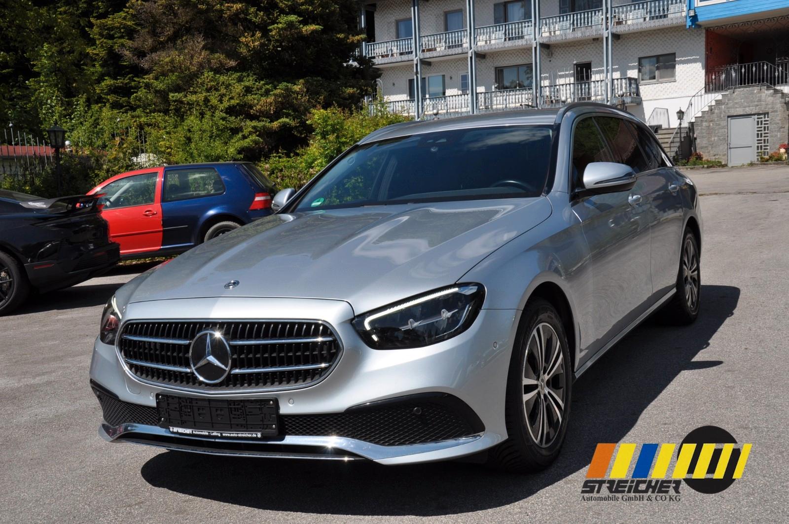 Mercedes-Benz E 220 d T Avantgarde *Navi*LED*