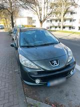 Peugeot Gepflegter Peugeot 207 - Peugeot 207 in Wiesbaden