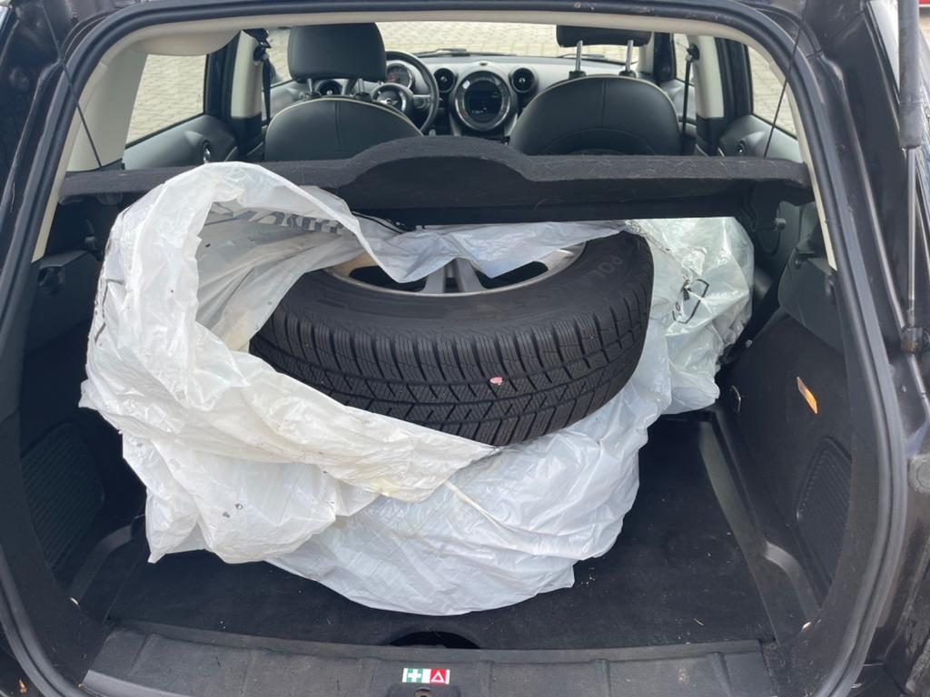 MINI Cooper D Countryman